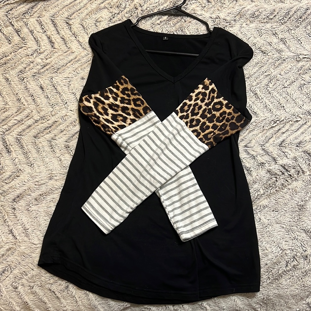 Women's Leopard Print Long Sleeve T Shirts Color Block V Neck Tunic Top